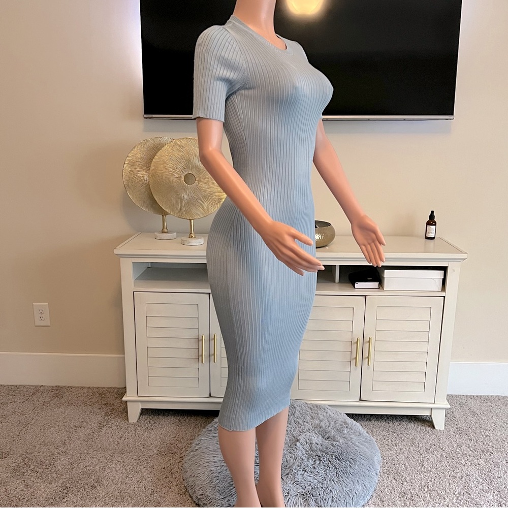 “Shea Butter Baby” Zara Open Back Bodycon Dress. Size M. Great Stretch & Fit!